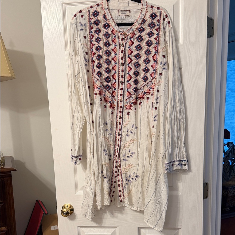 Johnny Was White and Red Embroidered Top